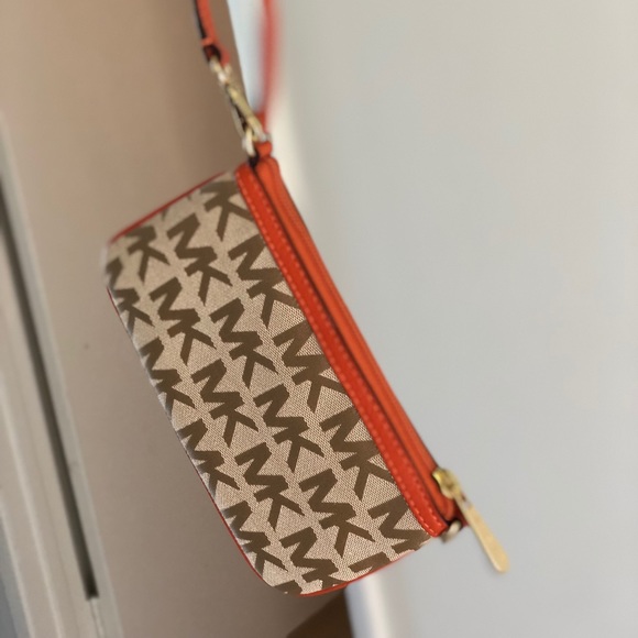 MK brand new( never use) - Picture 2 of 2